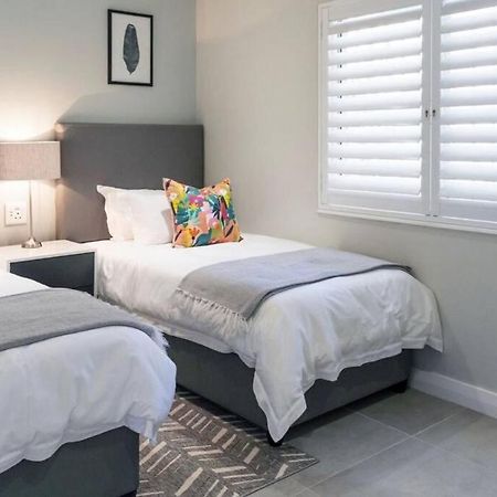Waterfront Getaway, 2 Bedroom Seaside Bliss Umdloti Exterior photo